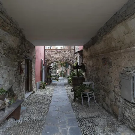 La Vecchia Stalla By Interhome